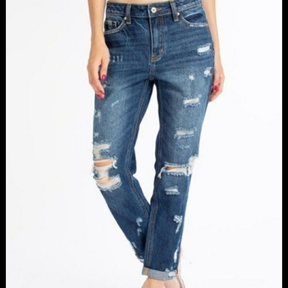 Kancan Distressed Boyfriend Jeans - Picture 3 of 11